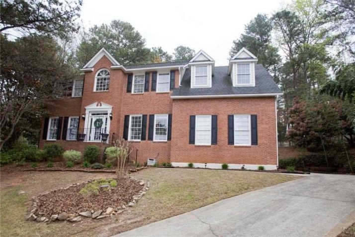 4445 Pinehollow Ct, Alpharetta, GA 30022