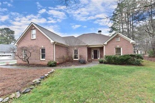 2085 Southers Circle, Suwanee, GA 30024