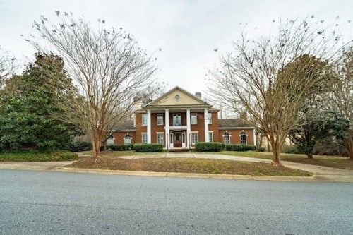 379 Crepe Myrtle Dr, Greer, SC 29651