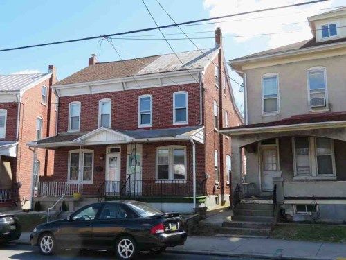 430 State St, Hamburg, PA 19526