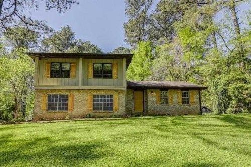 4951 Mountain Valley Dr, Stone Mountain, GA 30088