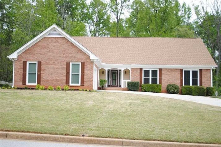 1297 Saxony Dr SE, Conyers, GA 30013