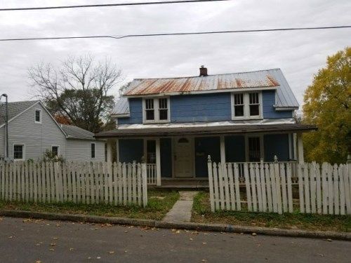 226 LINDEN AVE, Greencastle, PA 17225