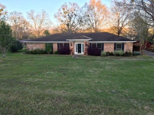 2828 Aragon Dr, Semmes, AL 36575