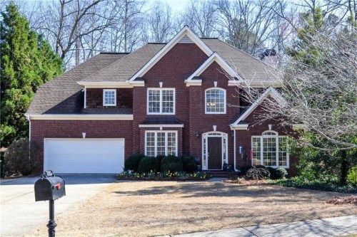 6730 Ridgefield Dr, Alpharetta, GA 30005