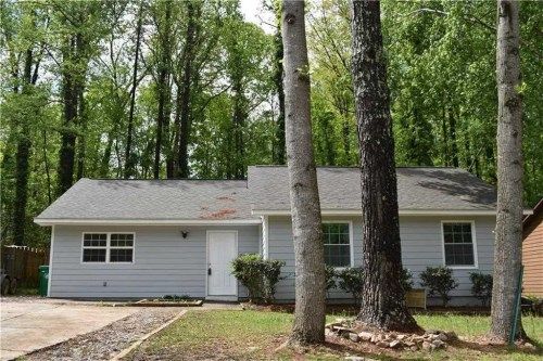 5091 Martins Crossing Rd, Stone Mountain, GA 30088