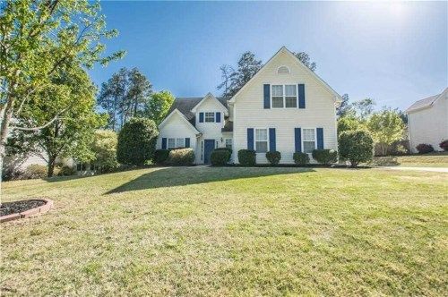 348 Ash Trace Ln, Grayson, GA 30017