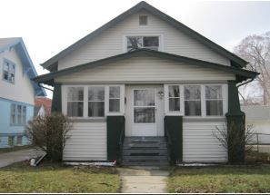 19 Englewood St, Mount Clemens, MI 48043