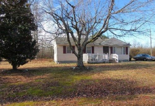 51 Horseshoe Rd, Jarratt, VA 23867