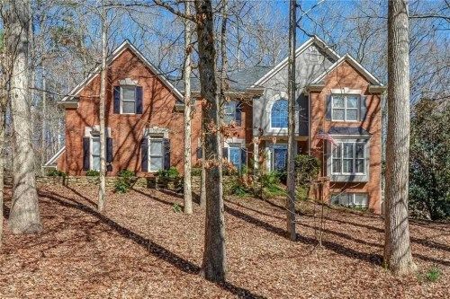 314 Windsor Falls Dr, Canton, GA 30114