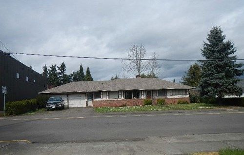 654 Se Miller Ave, Dallas, OR 97338