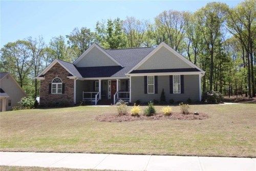 7612 Fern Ln, Lula, GA 30554