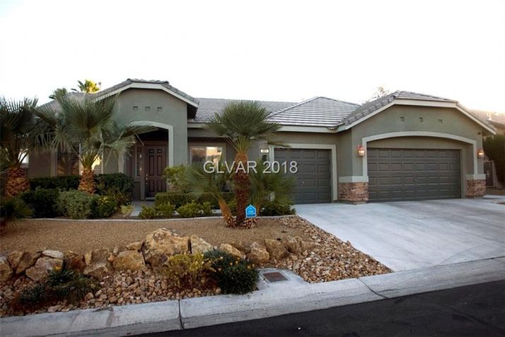 221 Dark Forest Avenue, Las Vegas, NV 89123