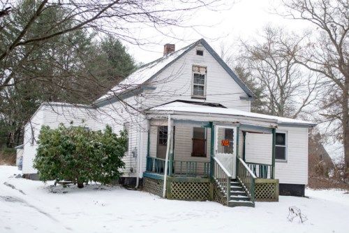 1038 S Precinct St, East Taunton, MA 02718