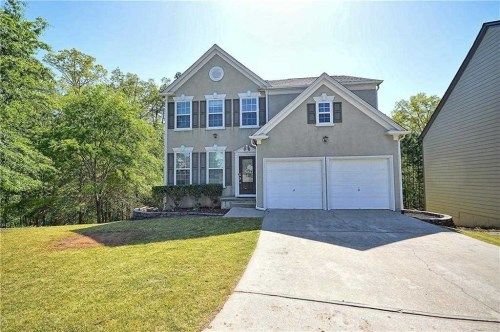 206 Wallnut Hall Circle, Woodstock, GA 30189