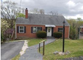 2809 Tillett Rd SW, Roanoke, VA 24015