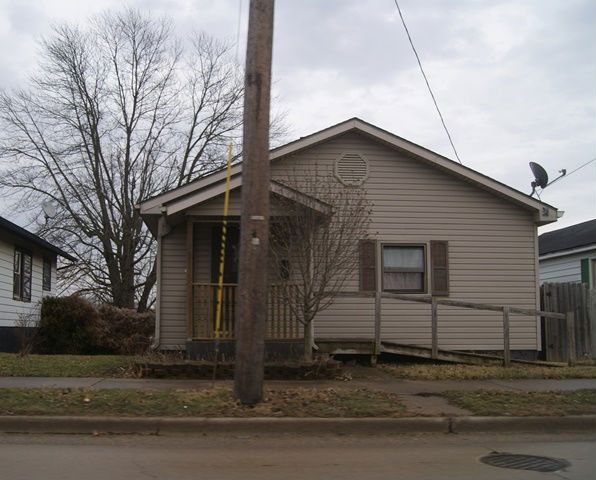 1102 S Miller St, Shelbyville, IN 46176