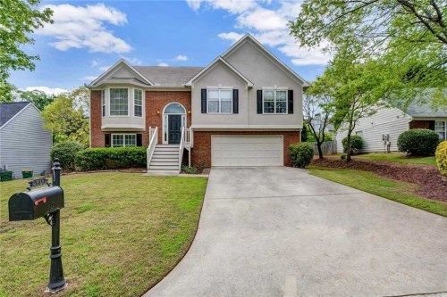 305 Chesapeake Ridge, Woodstock, GA 30189