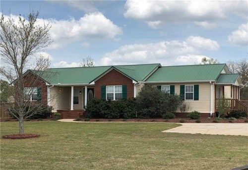 211 Jefferson River Rd, Jefferson, GA 30549