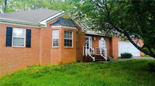 40 W Scott Ct, Fairmount, GA 30139