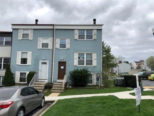 1 BOHN CT, Rosedale, MD 21237