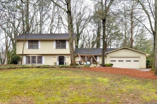 670 Lake Charles Way, Roswell, GA 30075