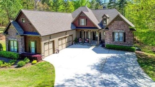 6532 Sunset Ct, Flowery Branch, GA 30542