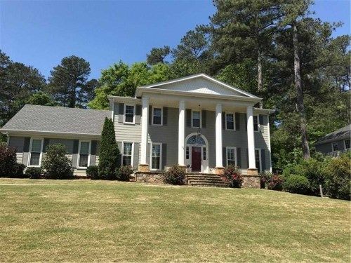 301 Lakeshore Dr NE, Marietta, GA 30067