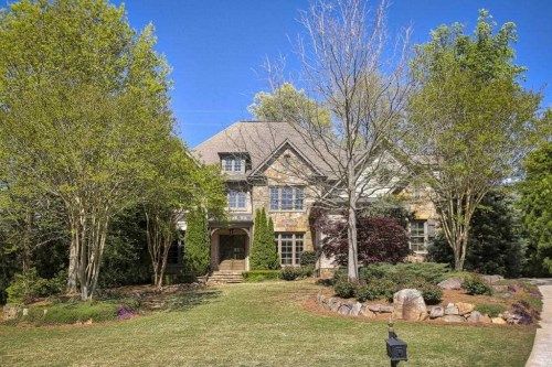 15851 Winterfield Way, Alpharetta, GA 30004