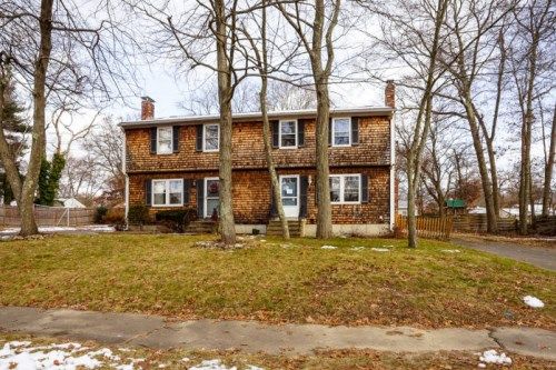 1a Legion Dr, Plainville, MA 02762