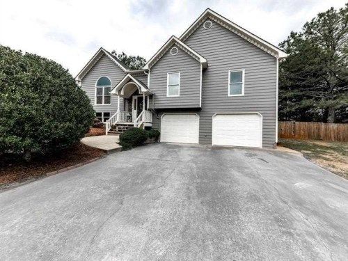 117 Thornwood Dr, Woodstock, GA 30188