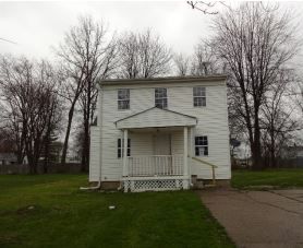 240 Brace Ave, Elyria, OH 44035