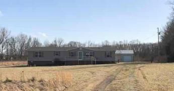 5394 Poplar Springs Bargerton Rd, Lexington, TN 38351