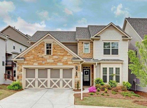 1305 Roswell Manor Circle, Roswell, GA 30076