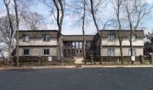 125 E Mill St Apt 101 Wauconda, IL 60084