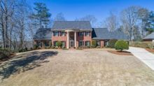 385 Richfield Ct Roswell, GA 30075