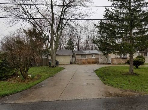 6524 Elmwood Rd, Mentor, OH 44060