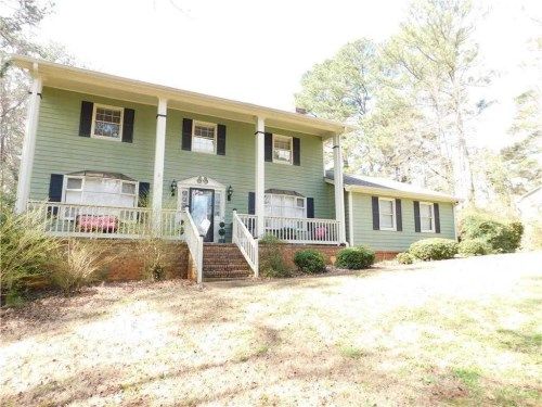 738 Sugar Creek Trl SE, Conyers, GA 30094