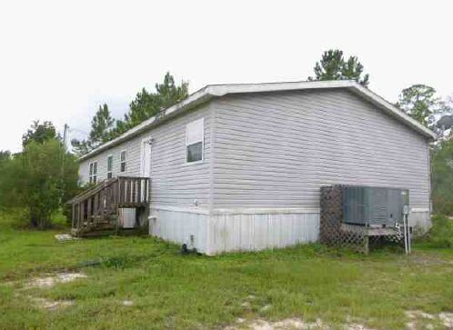 17779 N Tommy Rd, Glen Saint Mary, FL 32040