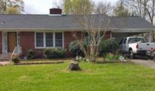 527 E Pine St Graham, NC 27253