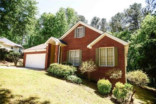 435 Vicksburg Ct, Jonesboro, GA 30238