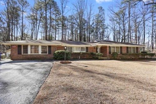 2719 Fairoaks Rd, Decatur, GA 30033