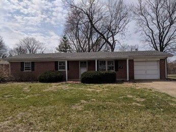 213 Sheffield Dr, Belleville, IL 62223