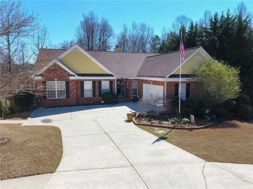 6307 Bluegrass Ln, Flowery Branch, GA 30542