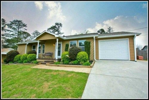 4047 Joshua Ln, Douglasville, GA 30135