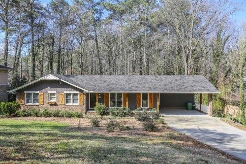 2758 Stonesmith Ct, Tucker, GA 30084