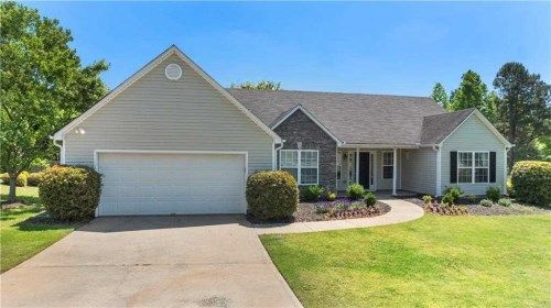 460 Reba Ct, Winder, GA 30680