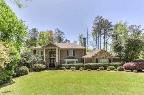 705 Glenairy Dr, Atlanta, GA 30328