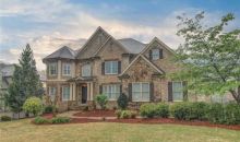 2042 Stonewater Ct Hoschton, GA 30548