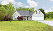 252 Brannon Dr Hoschton, GA 30548